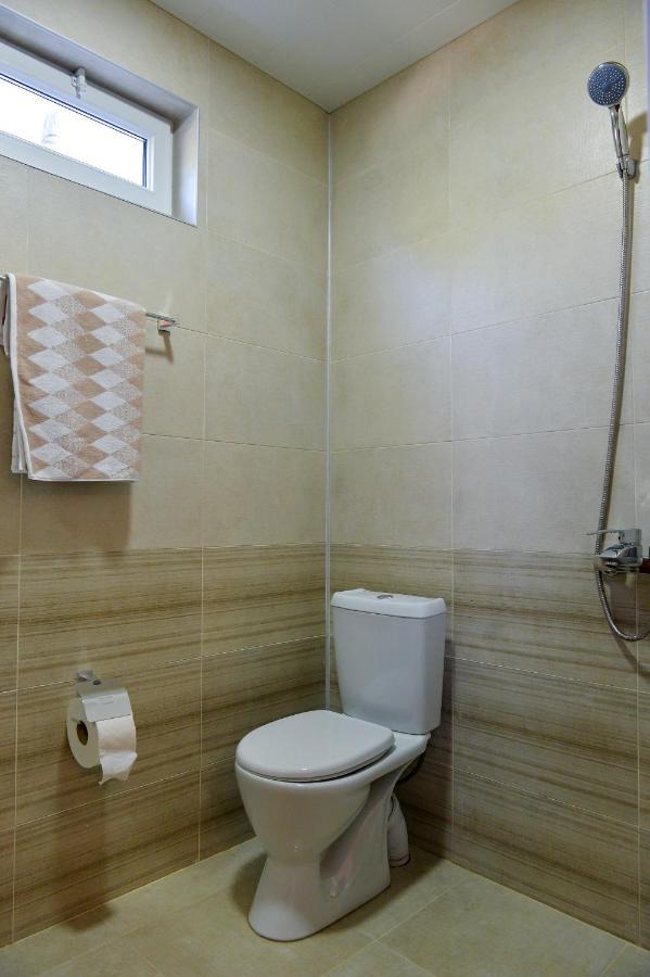 Gold Guest House Kutaisi Exterior foto