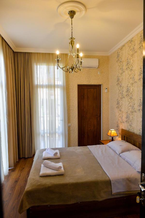 Gold Guest House Kutaisi Exterior foto