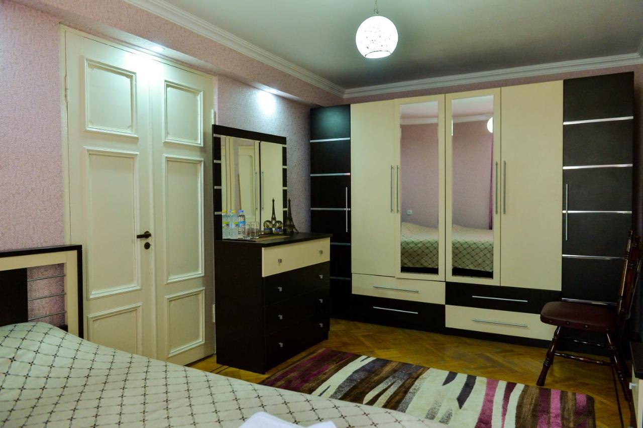 Gold Guest House Kutaisi Exterior foto
