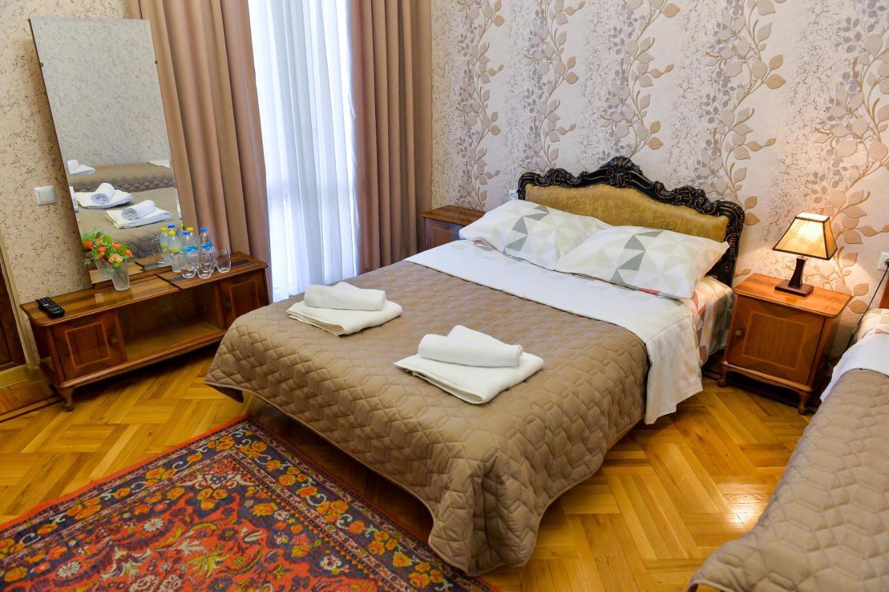 Gold Guest House Kutaisi Exterior foto